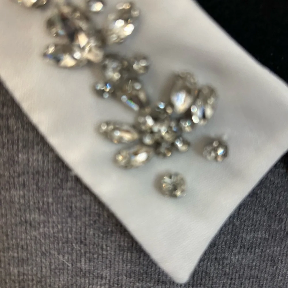 Milano Rhinestone collar sweater - Picture 3 of 7